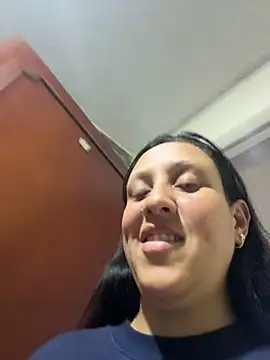 Snapshot of Cloe-Fire chatting on 05-22-26, 11:08 Cloe-Fire online show from 05-22-26, 11:08