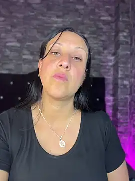 Snapshot of Cloe-Fire chatting on 06-16-26, 11:10 Cloe-Fire online show from 06-16-26, 11:10