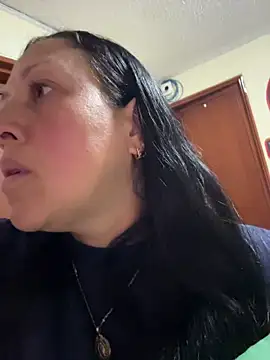 Snapshot of Cloe-Fire chatting on 06-15-26, 10:59 Cloe-Fire online show from 06-15-26, 10:59