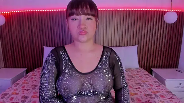 Snapshot of Dafne_Evaans chatting on 06-02-26, 12:27 Dafne Evaans online show from 06-02-26, 12:27