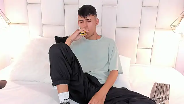 JacobFerrer online show from 06-03-26, 06:01