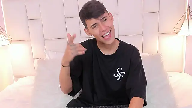 JacobFerrer online show from 05-25-26, 06:28