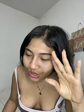 Xaannder online show from 06-19-26, 01:33