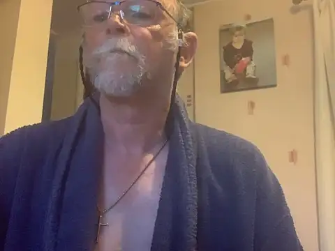 Moonraker64 online show from 06-19-26, 05:46
