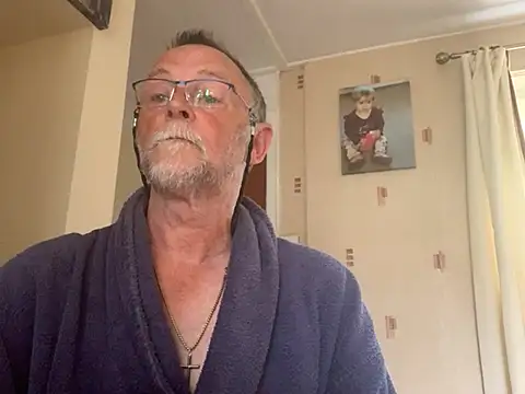 Moonraker64 online show from 05-31-26, 07:47
