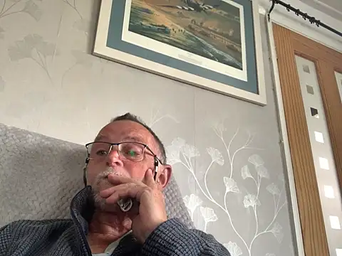 Moonraker64 online show from 05-17-26, 02:17
