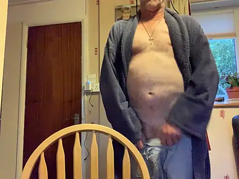 Moonraker64 online show from 07-18-26, 04:43