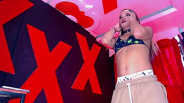 Mia Colucci25 online show from 07-29-26, 12:26