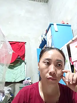 Snapshot of Jinli_01 chatting on 05-15-26, 11:52 Jinli 01 online show from 05-15-26, 11:52