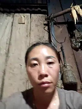 Snapshot of Jinli_01 chatting on 05-18-26, 01:05 Jinli 01 online show from 05-18-26, 01:05