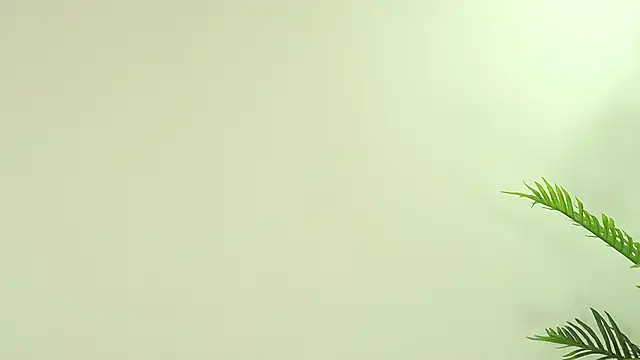 Snapshot of Mila_Stain chatting on 05-11-26, 02:45 Mila Stain online show from 05-11-26, 02:45