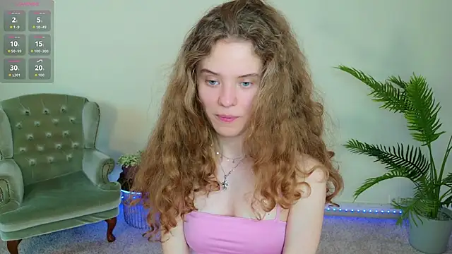 Snapshot of Mila_Stain chatting on 06-16-26, 07:41 Mila Stain online show from 06-16-26, 07:41
