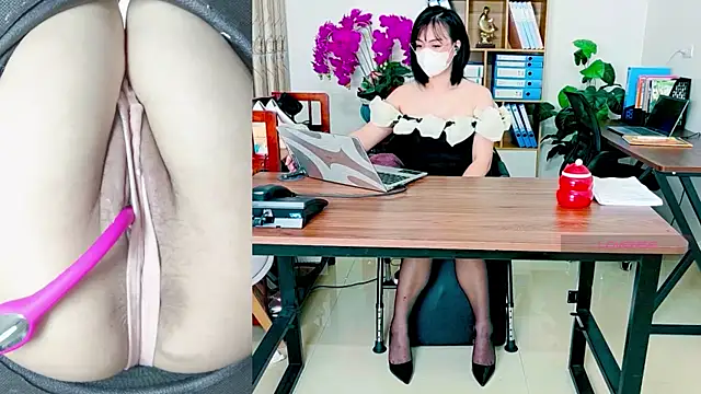 Snapshot of Elidabeth_Mart chatting on 07-25-26, 02:01 Elidabeth Mart online show from 07-25-26, 02:01