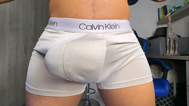 Snapshot of Jordylatino chatting on 05-30-26, 12:39 Jordylatino online show from 05-30-26, 12:39