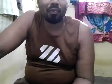 Snapshot of mrmerman92 chatting on 05-10-26, 03:36 mrmerman92 online show from 05-10-26, 03:36