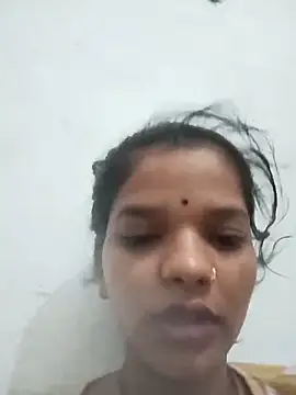 Snapshot of Student_garl_1 chatting on 06-21-26, 12:38 Student garl 1 online show from 06-21-26, 12:38