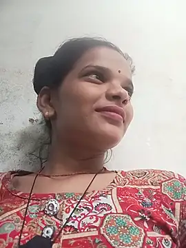 Snapshot of Student_garl_1 chatting on 07-18-26, 01:36 Student garl 1 online show from 07-18-26, 01:36