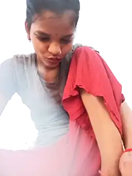 Snapshot of Student_garl_1 chatting on 05-17-26, 01:33 Student garl 1 online show from 05-17-26, 01:33