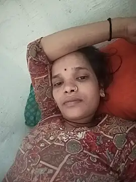 Snapshot of Student_garl_1 chatting on 06-15-26, 11:54 Student garl 1 online show from 06-15-26, 11:54