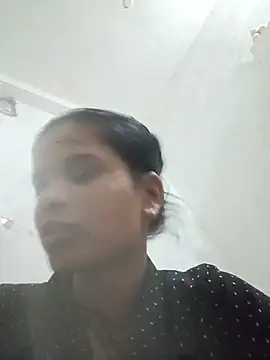 Snapshot of Student_garl_1 chatting on 06-19-26, 12:27 Student garl 1 online show from 06-19-26, 12:27