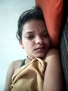 Snapshot of Student_garl_1 chatting on 05-15-26, 10:41 Student garl 1 online show from 05-15-26, 10:41