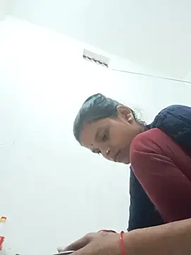 Snapshot of Student_garl_1 chatting on 07-16-26, 01:35 Student garl 1 online show from 07-16-26, 01:35