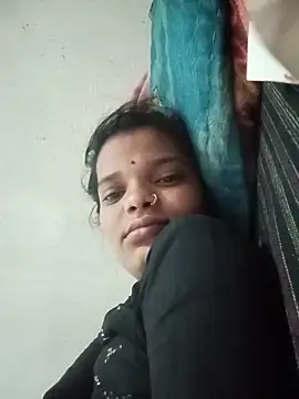 Snapshot of Student_garl_1 chatting on 05-23-26, 12:09 Student garl 1 online show from 05-23-26, 12:09