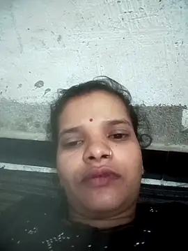 Snapshot of Student_garl_1 chatting on 05-14-26, 05:10 Student garl 1 online show from 05-14-26, 05:10