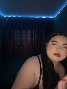 Snapshot of ElyBabyX chatting on 06-16-26, 02:22 ElyBabyX online show from 06-16-26, 02:22