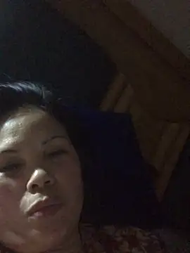 Snapshot of nidejiejie chatting on 05-20-26, 04:37 nidejiejie online show from 05-20-26, 04:37