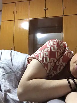 Snapshot of nidejiejie chatting on 05-13-26, 03:52 nidejiejie online show from 05-13-26, 03:52