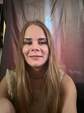 Snapshot of MaryMathews_ chatting on 06-26-26, 01:11 MaryMathews online show from 06-26-26, 01:11