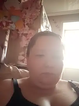 Snapshot of Tina_Mirabella chatting on 05-16-26, 02:27 Tina Mirabella online show from 05-16-26, 02:27