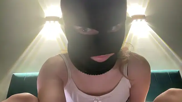 Snapshot of GraceCook_ chatting on 06-16-26, 12:16 GraceCook online show from 06-16-26, 12:16