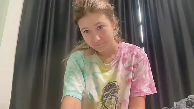 Snapshot of GraceCook_ chatting on 08-03-26, 01:28 GraceCook online show from 08-03-26, 01:28