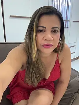 Snapshot of lary8 chatting on 05-19-26, 05:31 lary8 online show from 05-19-26, 05:31