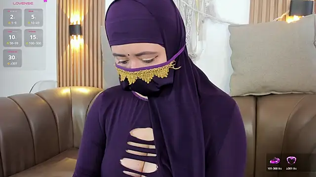 Snapshot of yasmin_dina chatting on 05-26-26, 03:10 yasmin dina online show from 05-26-26, 03:10