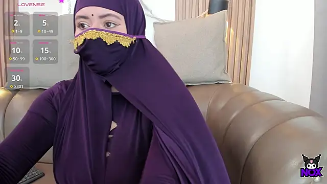 Snapshot of yasmin_dina chatting on 05-21-26, 02:58 yasmin dina online show from 05-21-26, 02:58
