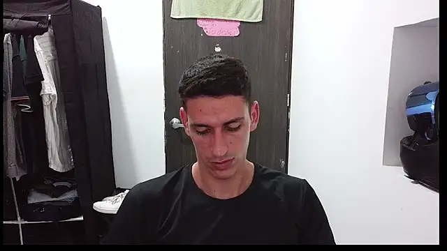 RaulRico online show from 06-15-26, 04:12