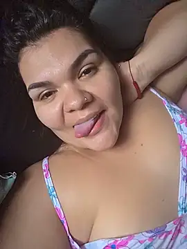 Snapshot of DiosaBelle chatting on 06-04-26, 10:47 DiosaBelle online show from 06-04-26, 10:47