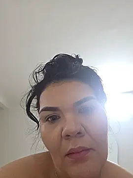 Snapshot of DiosaBelle chatting on 07-12-26, 01:06 DiosaBelle online show from 07-12-26, 01:06