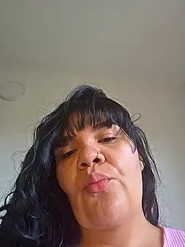 Snapshot of DiosaBelle chatting on 06-21-26, 08:47 DiosaBelle online show from 06-21-26, 08:47