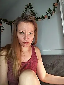 Candy Cougar online show from 06-19-26, 06:30
