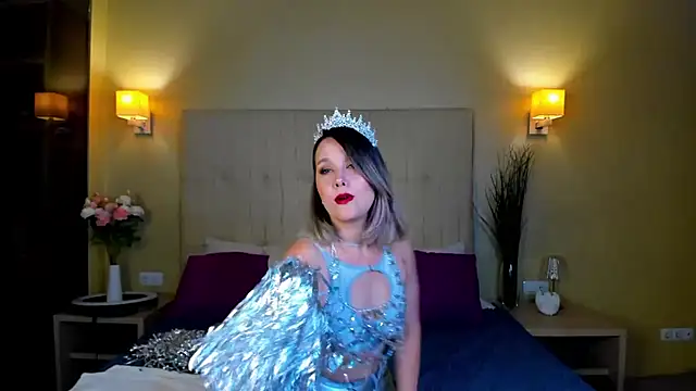 Nikki Mi1k online show from 07-13-26, 05:23