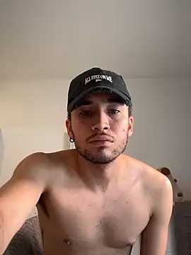 andreboy14 online show from 05-04-26, 07:11