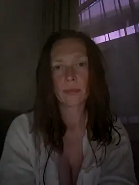 MillaSmileX online show from 05-19-26, 06:04