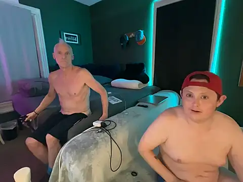 Snapshot of thick_d_energy1 chatting on 07-11-26, 04:02 thick d energy1 online show from 07-11-26, 04:02