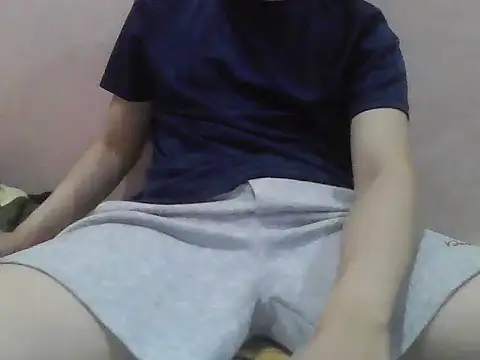 Snapshot of Zineyy chatting on 06-06-26, 03:50 Zineyy online show from 06-06-26, 03:50