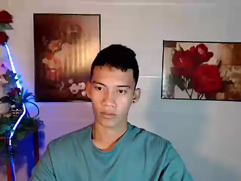 Snapshot of shawn_cole chatting on 07-27-26, 12:45 shawn cole online show from 07-27-26, 12:45