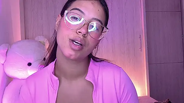 Raven stonee01 online show from 07-16-26, 12:29